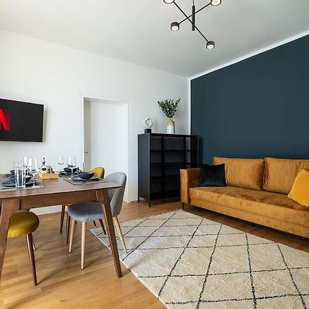 Bright Stylish Apartment With A Huge Terrace In A Top Location Wien Exteriör bild