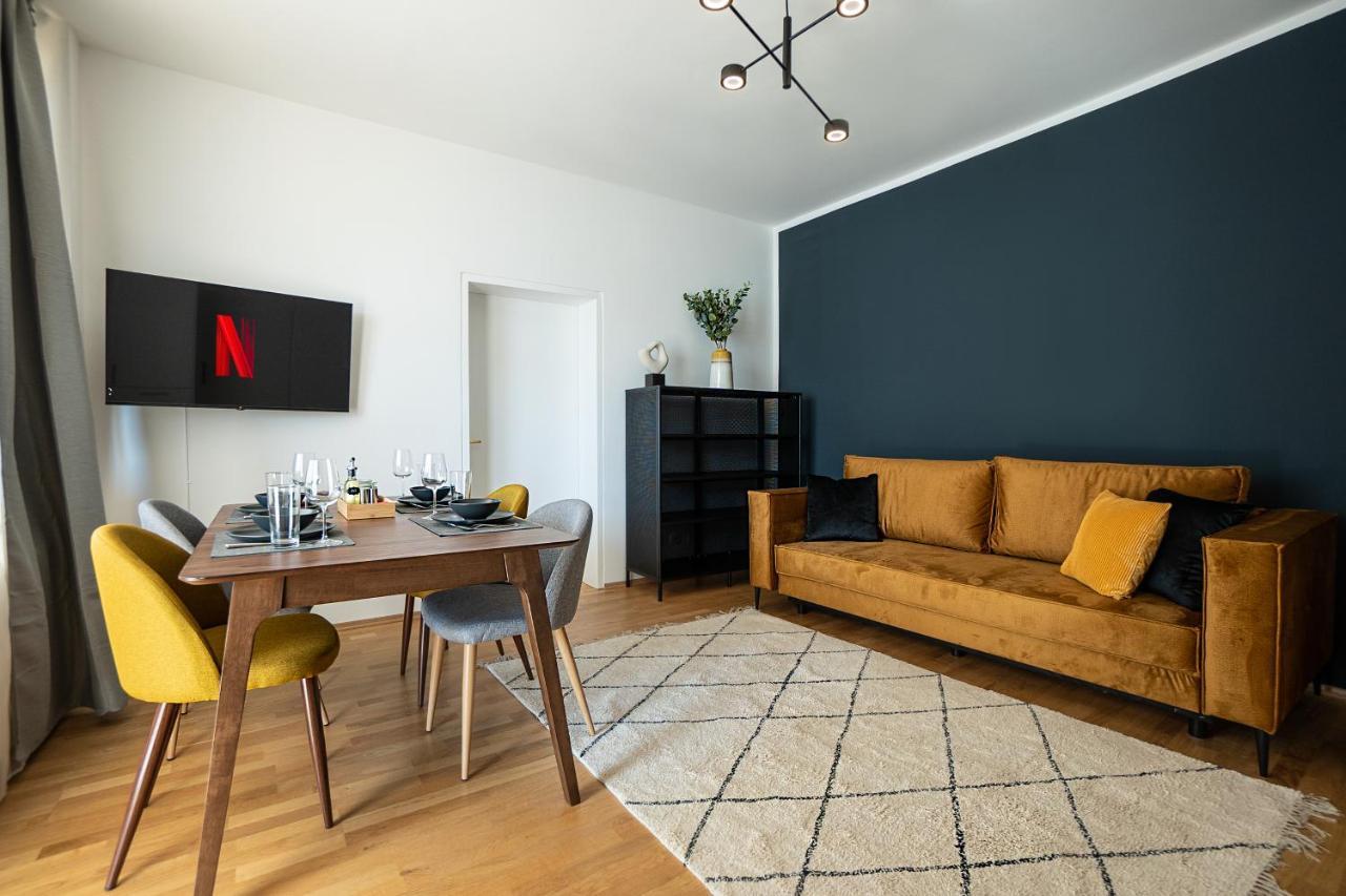 Bright Stylish Apartment With A Huge Terrace In A Top Location Wien Exteriör bild