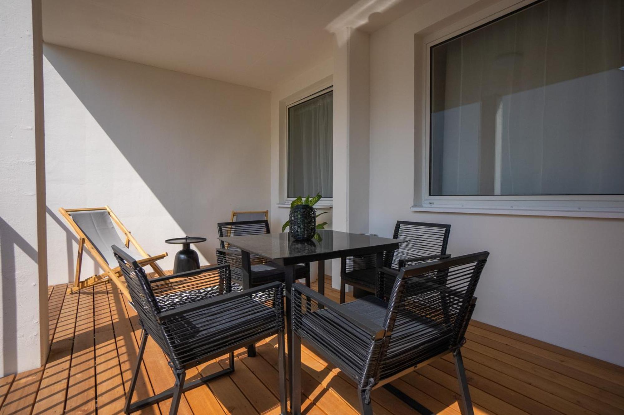 Bright Stylish Apartment With A Huge Terrace In A Top Location Wien Exteriör bild