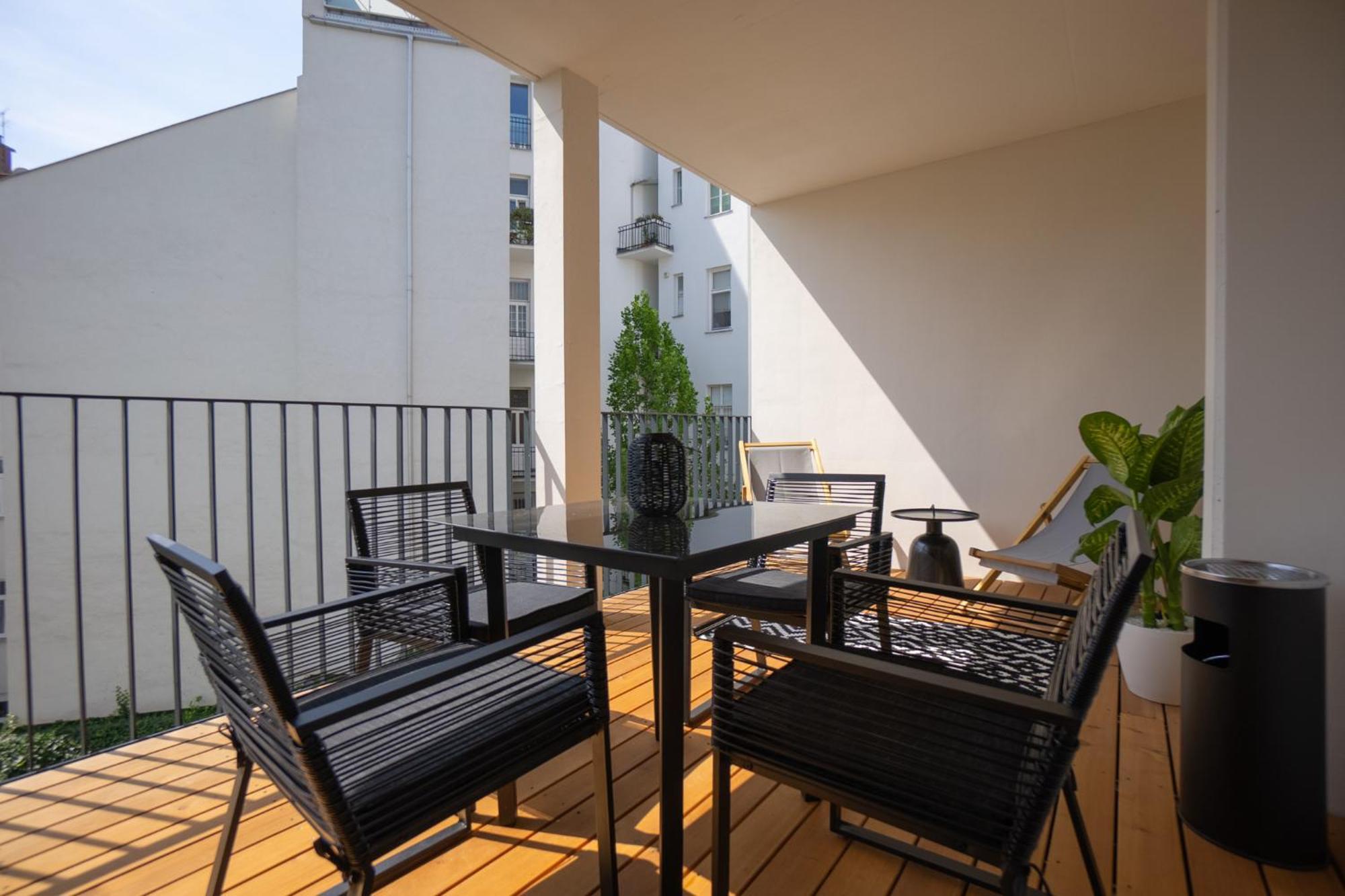 Bright Stylish Apartment With A Huge Terrace In A Top Location Wien Exteriör bild