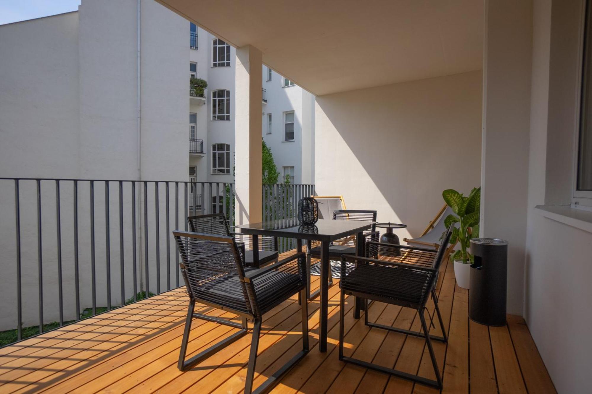 Bright Stylish Apartment With A Huge Terrace In A Top Location Wien Exteriör bild